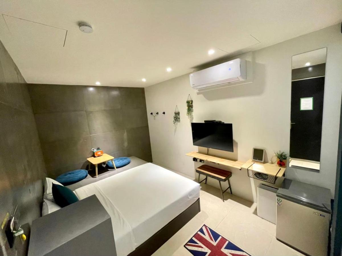 Bed and breakfast 墾丁大灣小舖enjoy Kenting262 Extérieur photo